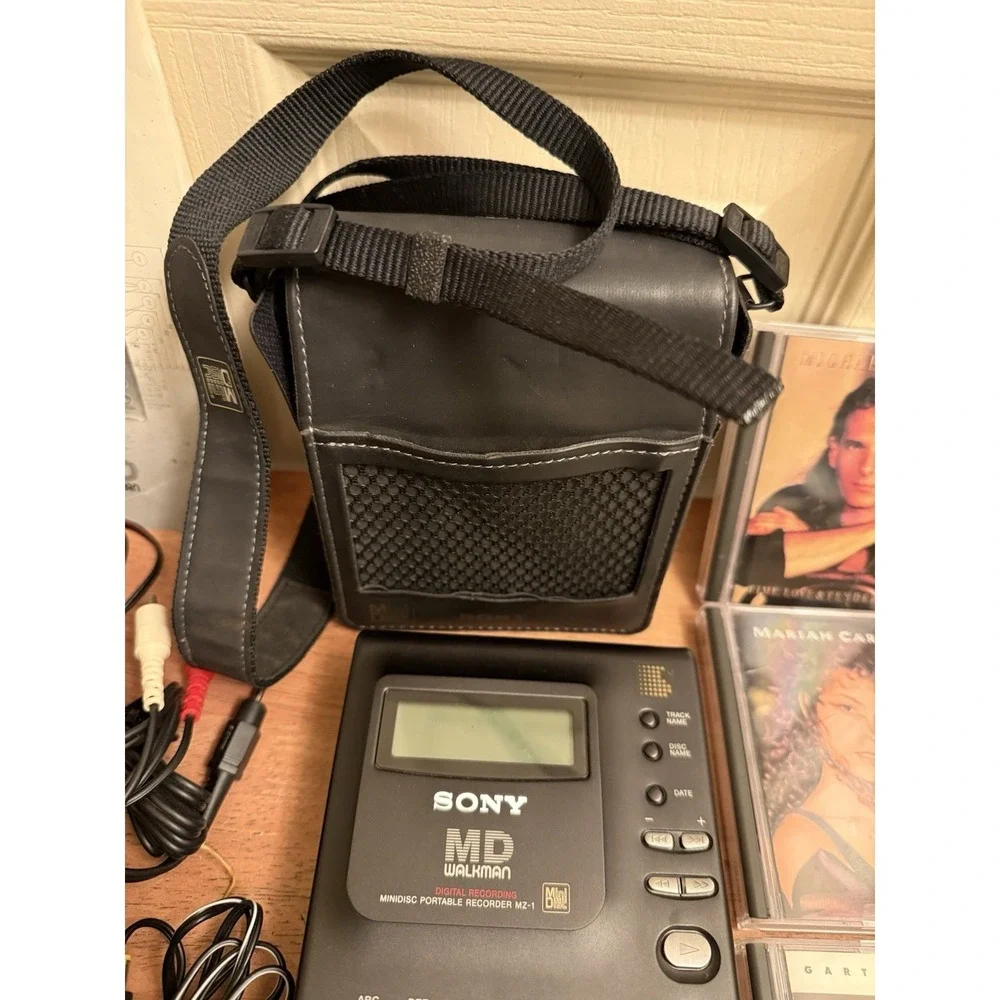 SONY MZ-1 MD Minidisc Walkman Portable Recorder Bundle W/ Accessories Tested‎
